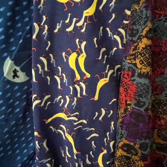 THREE Pairs GUC lularoe leggings OS - Picture 3 of 7